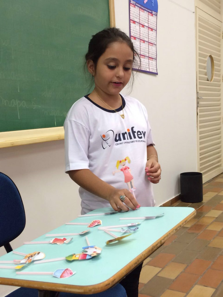 Alunos do 4º ano do Colégio Unifev realizam contação de histórias UNIFEV